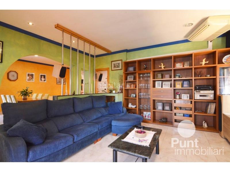 Foto 517b4958-0275-49b1-9323-443124ae6fd6. Chalet mit heizung parking pool in Zona Alta Premià de Mar