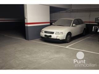 Miete Autoparkplatz in Premià de Dalt. Alquiler parking en premia de dalt.