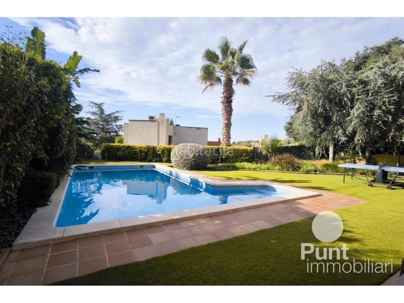 Foto 508935fd-97fb-40bd-b80d-7798eeeda3c6. Chalet con riscaldamento parcheggio piscina in Premià de Dalt