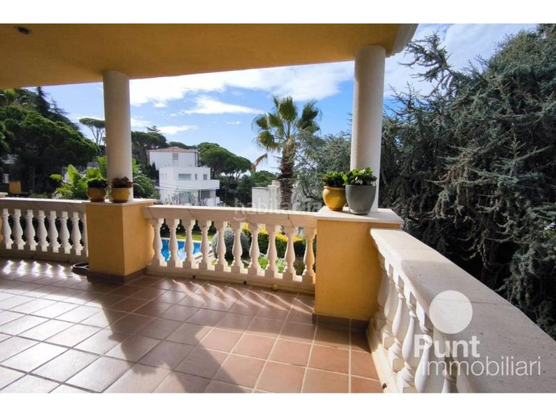 Foto ce3d0d88-244e-4675-ab7c-ee168bbbf0c3. Chalet con riscaldamento parcheggio piscina in Premià de Dalt
