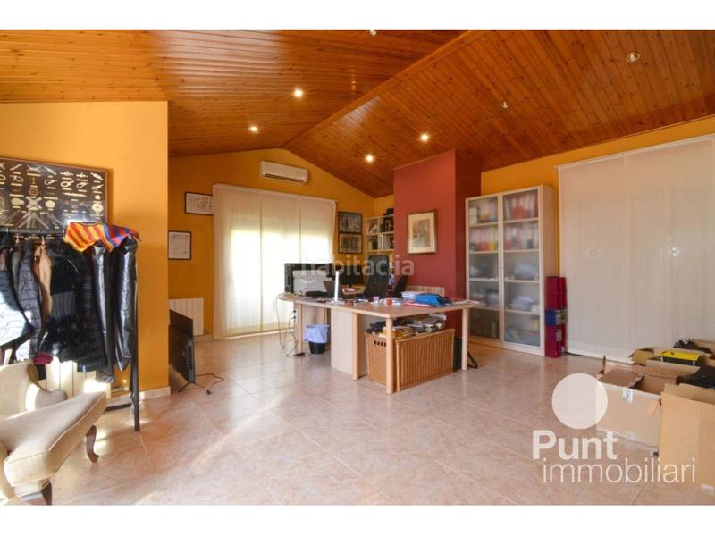 Foto f5dff62b-82ca-41d7-b83e-57657caa6c75. Chalet con riscaldamento parcheggio piscina in Premià de Dalt