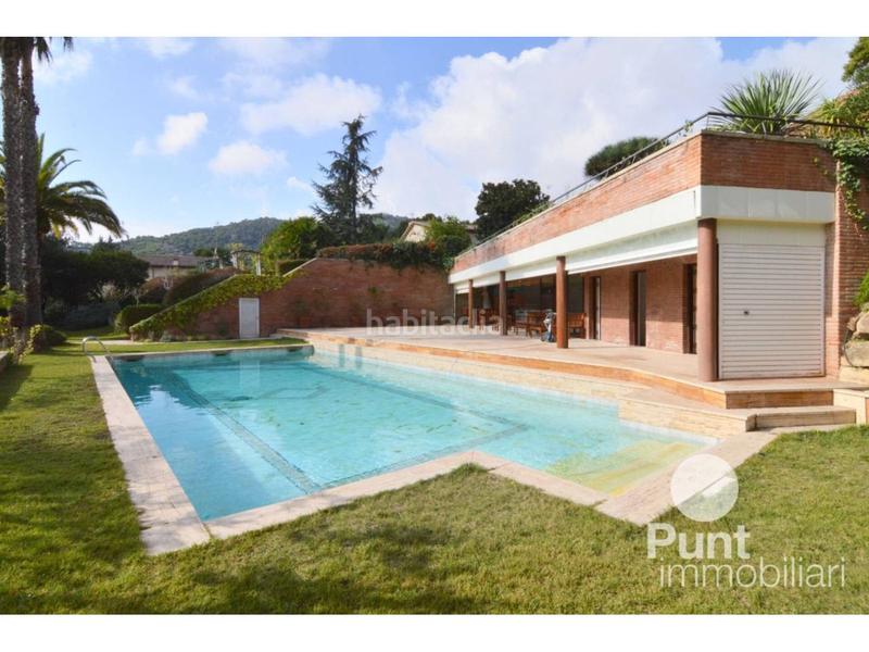 Foto 8728a8b3-aa4b-44c3-ae70-4d059477ca51. Chalet avec chauffage parking piscine dans Premià de Dalt