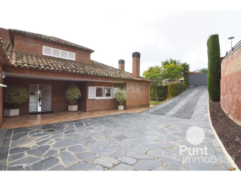 Foto be7df2c1-b25a-4b00-9221-79b1b928cab2. Chalet avec chauffage parking piscine dans Premià de Dalt