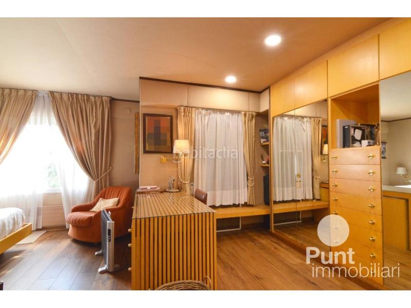 Foto bffea2e6-b24e-4d5f-8807-ac04e6cc7287. Chalet avec chauffage parking piscine dans Premià de Dalt