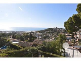 Chalet en Premià de Dalt. Chalet en venta con espectaculares vistas.