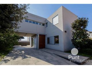Chalet à Premià de Dalt. Casa independiente en premià de dalt