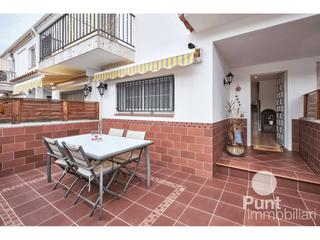 Casa aparellada a Premià de Dalt. Venta de casa pareada en premià de dalt