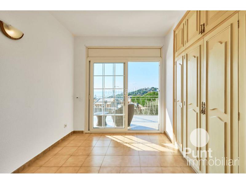 Foto 1fc36aac-964d-4170-b337-602f098a44b1. Alquiler chalet alquiler de villa en Premià de Dalt