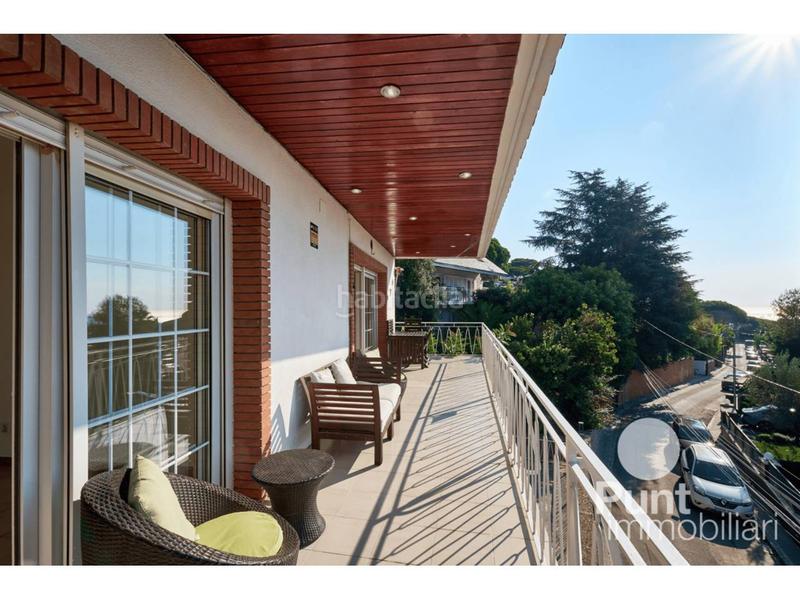 Foto 73249a9b-2cce-492b-b58f-5d2f2d027340. Alquiler chalet alquiler de villa en Premià de Dalt