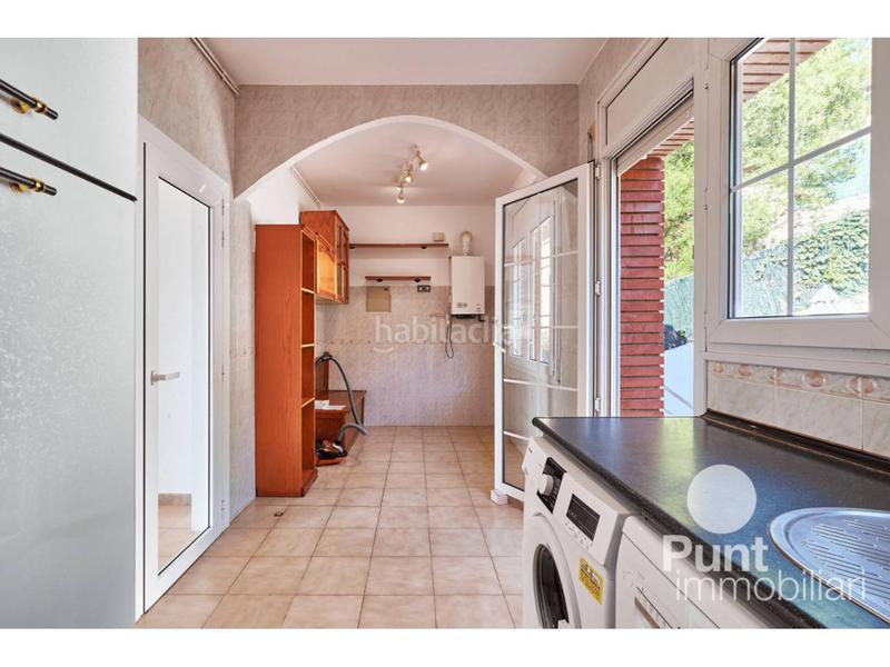 Foto a912d999-c1b3-45e8-9f05-97833d13fabf. Alquiler chalet alquiler de villa en Premià de Dalt