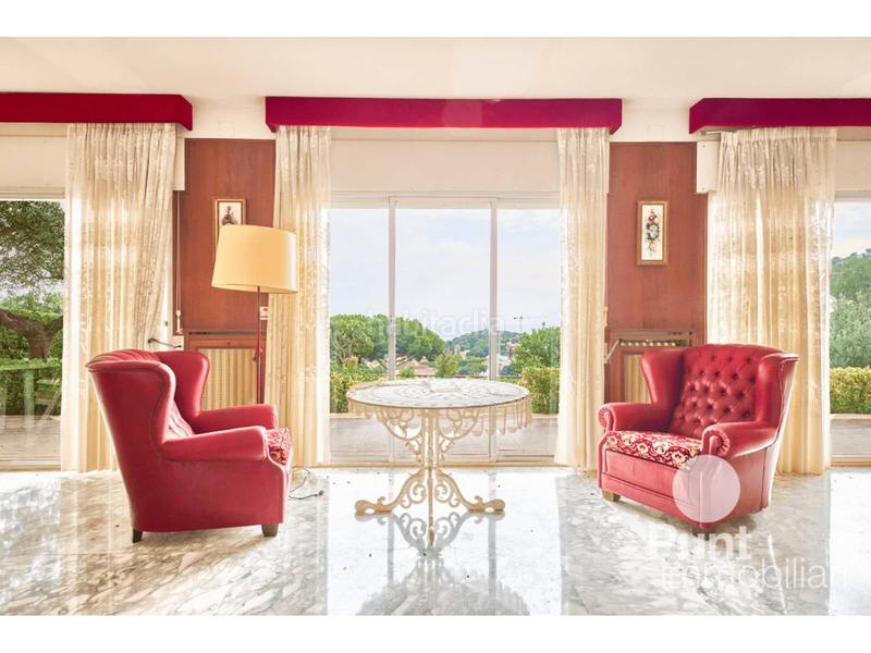 Foto 06fa7496-0bfa-4c5e-8d57-04c484c91db6. Chalet con riscaldamento parcheggio piscina in Premià de Dalt