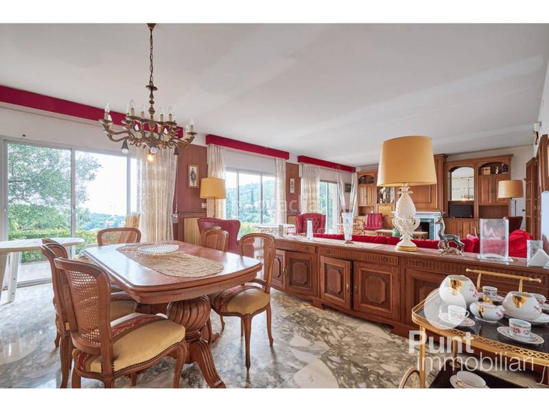 Foto 144f1089-6fe6-4ffc-a60d-8ed761bb862f. Chalet con riscaldamento parcheggio piscina in Premià de Dalt