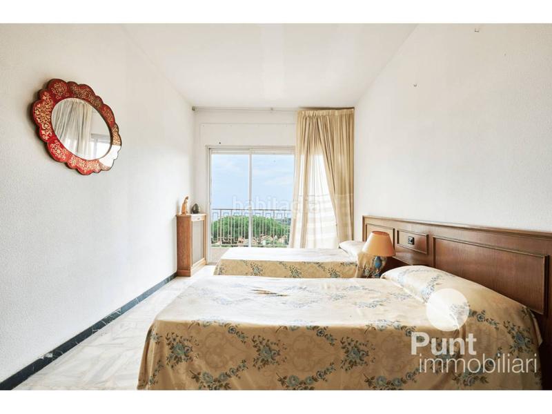 Foto c0f14789-8f97-44a9-99e6-68991c83a397. Chalet con riscaldamento parcheggio piscina in Premià de Dalt