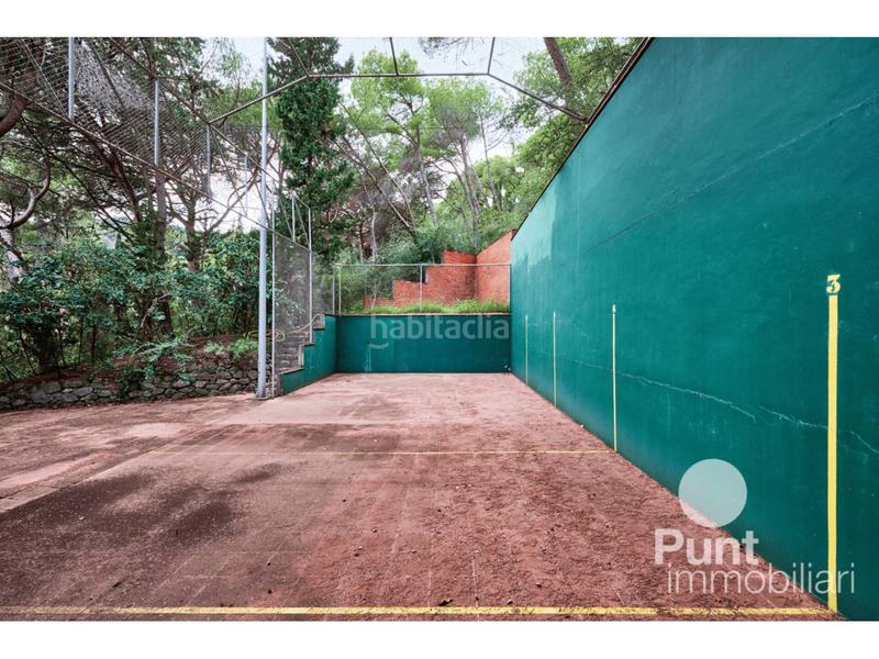 Foto dc42597a-59f2-4801-8ce6-e917bf5daf0f. Chalet con riscaldamento parcheggio piscina in Premià de Dalt