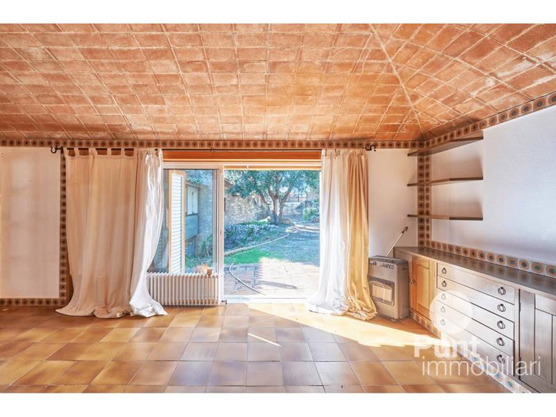 Foto 1653b347-91a2-4e2c-9593-060be0ce0809. Chalet mit heizung parking pool in Premià de Dalt