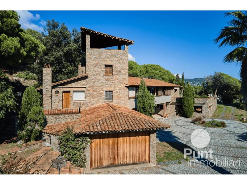 Foto 2f2fc341-e51f-44cd-92b3-803804c0b760. Chalet mit heizung parking pool in Premià de Dalt