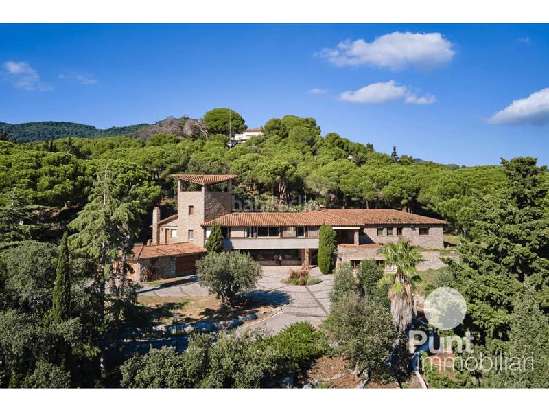 Foto 9ad1ced7-433e-47ca-bf3d-c127ce4a13ad. Chalet mit heizung parking pool in Premià de Dalt