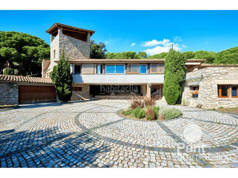 Foto f7039eb4-0ba9-4c09-aacc-5bffe1a9992a. Chalet mit heizung parking pool in Premià de Dalt