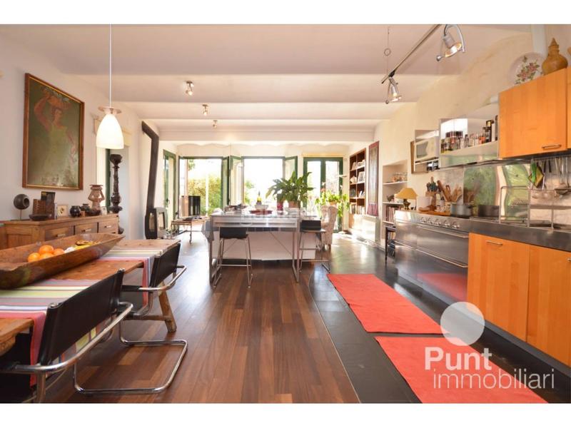 Foto 62e1f84a-25ef-444c-aa9f-4a419d3baeb5. Chalet mit heizung parking in Premià de Dalt