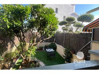 Rent Semi detached house in Can Pou-Camp de Mar. Alquiler de casa adosada en premià de mar