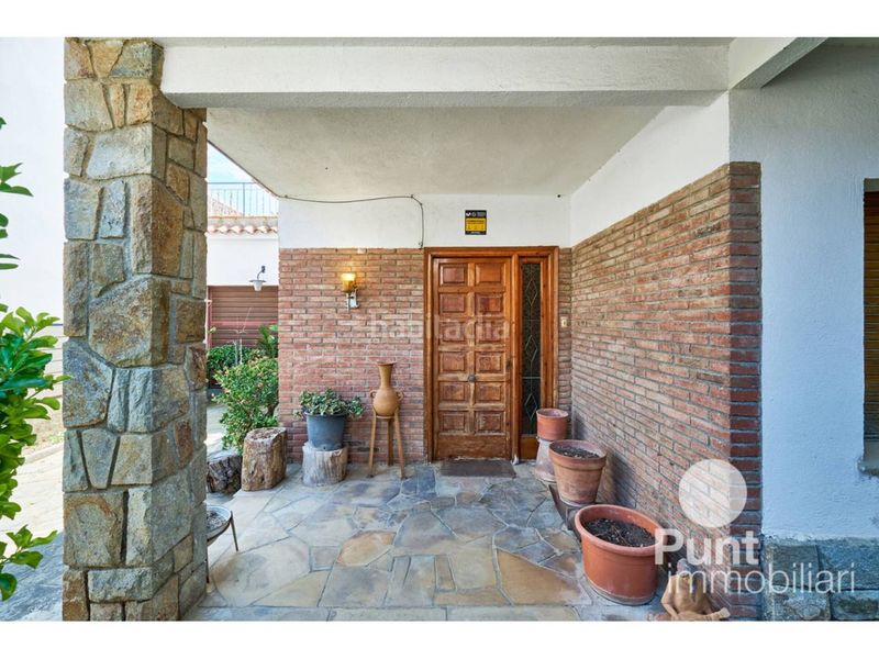 Foto 856bffa9-5402-4205-9961-45f1577c3e4f. Casa amb piscina a Premià de Dalt