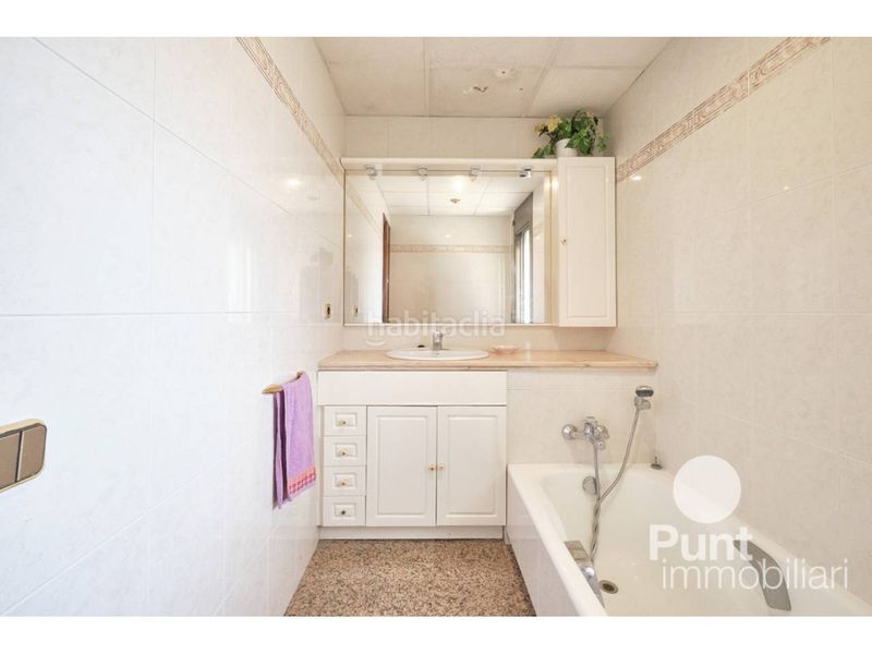 Foto c75c5db5-68a1-4a0f-bbd4-7841d0484bcd. Casa amb piscina a Premià de Dalt