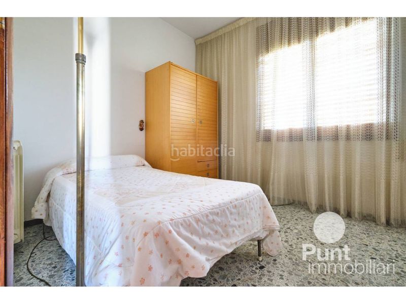 Foto d914e66a-afbc-49d4-a853-48895991be43. Casa amb piscina a Premià de Dalt