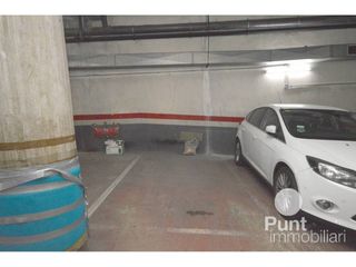 Miete Autoparkplatz in Zona Alta. Alquiler de garaje en premià de mar