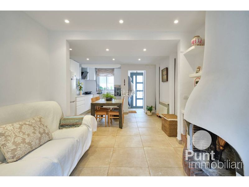 Foto 8851f490-8687-4523-a21c-88031b31ce6d. Casa amb calefacció a Teià