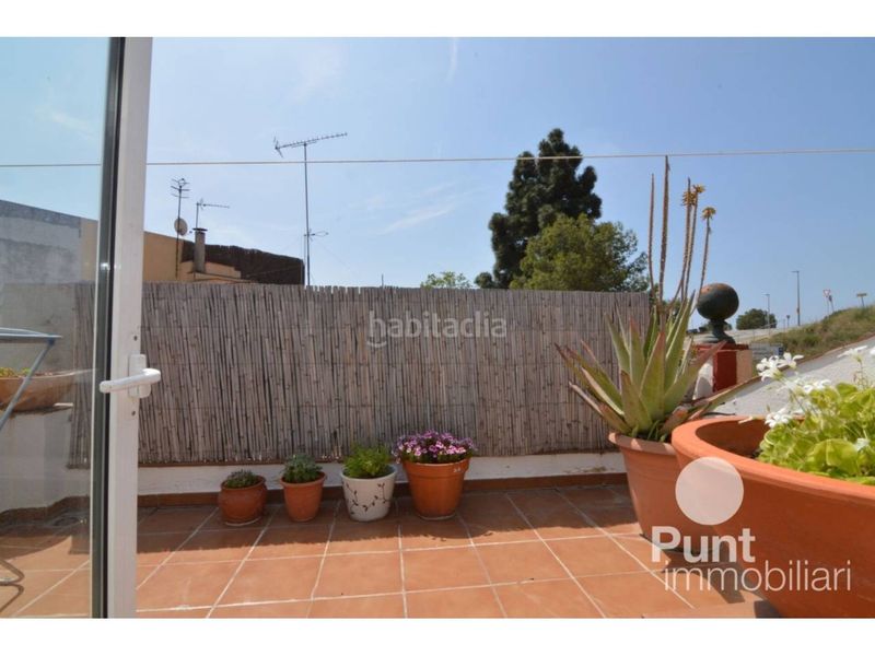 Foto bc5da60a-8e12-4ef3-9f23-3d67719658ea. Casa amb calefacció a Teià