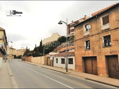 Foto a98004bd-3b8a-4901-b292-6b43aba1ee80. Residential plot in Calahorra