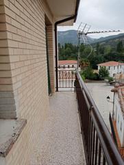 Pis  Calle ayuntamiento. Piso en venta en larrión