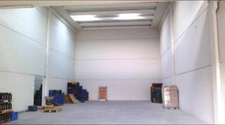 Lloguer Nau industrial  Polígono polígono arbide calle a. Alquiler nave de 310 m2 en polígono arbide noain, patio