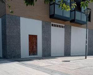 Lloguer Local Comercial  Calle de ventura rodríguez. Local en alquiler en buztintxuri con fachada de 9m