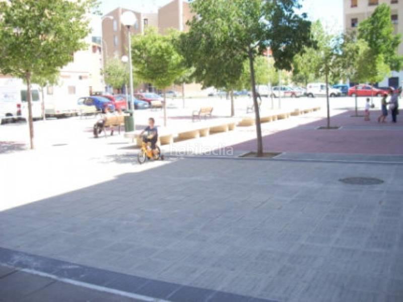 Foto e9a186f4-6a30-4046-87d1-a6489c2e19b5. Local comercial a Rochapea Pamplona / Iruña