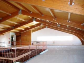 Miete Büro  Polígono areta calle badostain. Alquiler edificio totalmente rehabilitado  de 2.700 m2 en huarte