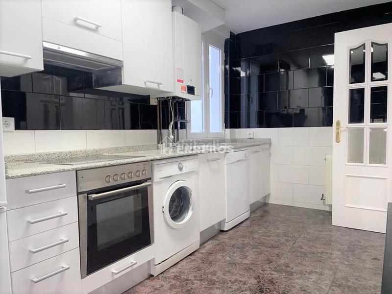 Foto 14ae5b65-feef-4225-9cf0-e156a0b0716f. Etagenwohnung mit heizung in Jesuitas Logroño