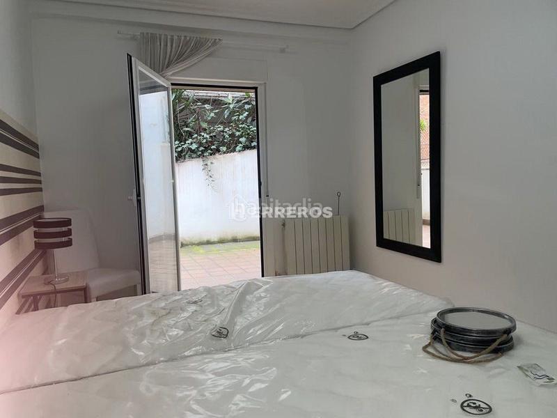 Foto 8c8be47a-d496-466b-ad9c-48e7db27eea6. Etagenwohnung mit heizung in Jesuitas Logroño