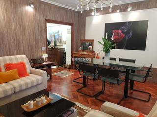 Piso  San anton. Piso en venta en san antón, 4 dormitorios.