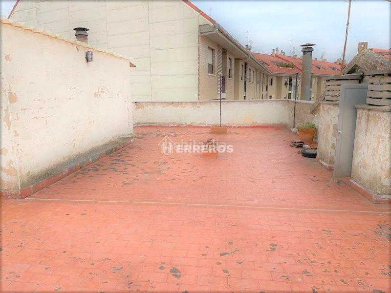 Foto 769dd656-3339-41eb-ae38-0f247893dd8c. Casa adosada  en venta , 5 dormitorios. en Villamediana de Iregua