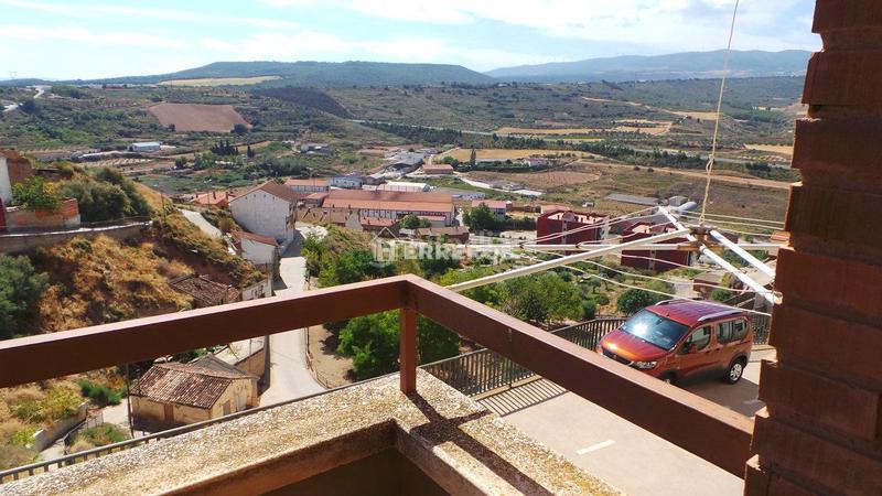 Foto abc6a41c-4366-4074-86e5-faf52046657c. Piso  en venta , 4 dormitorios. en Ausejo