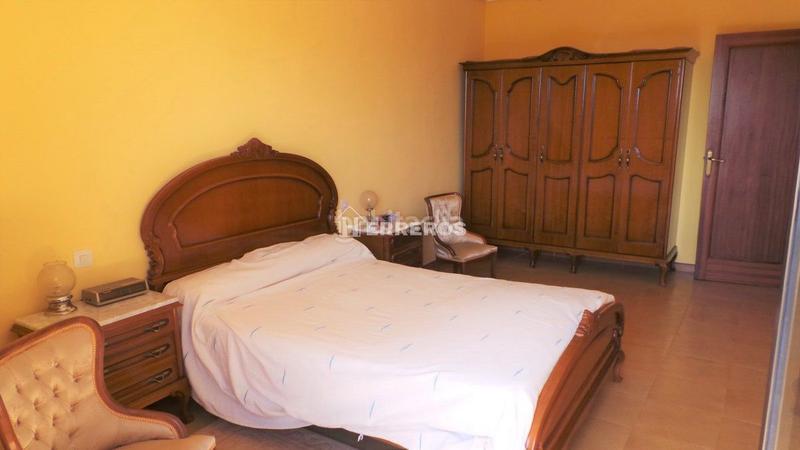 Foto b3e01ddd-6f29-4002-83da-238e47fac7bc. Piso  en venta , 4 dormitorios. en Ausejo