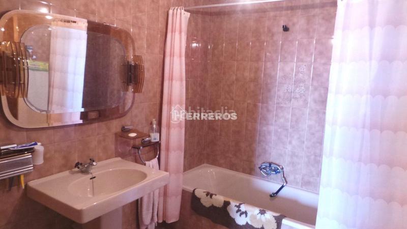 Foto c0c60726-7f8d-4836-9e1f-7403510d1d43. Piso  en venta , 4 dormitorios. en Ausejo