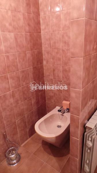 Foto d2e60c9c-d978-415e-9735-4a473028c1c0. Piso  en venta , 4 dormitorios. en Ausejo