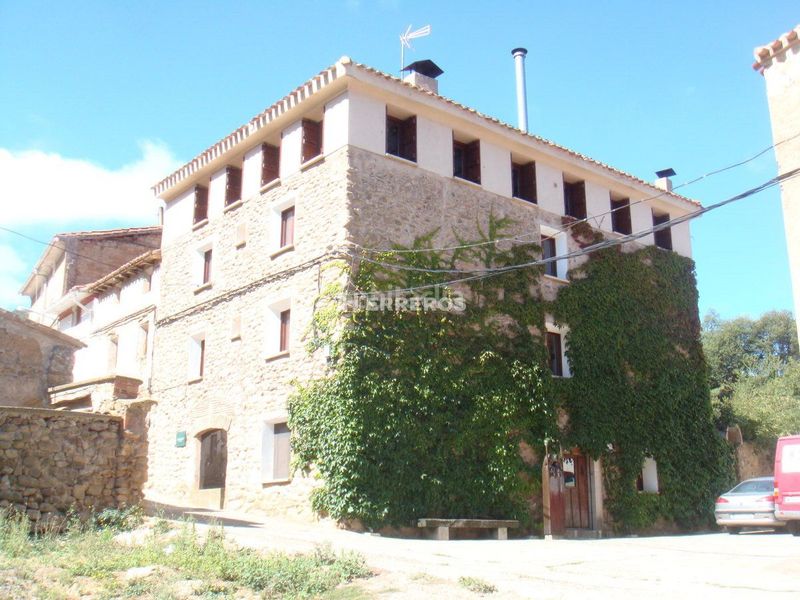 Foto 2f6c87cb-cda3-4900-aac6-4aea26d13218. Haus mit heizung in Ocón