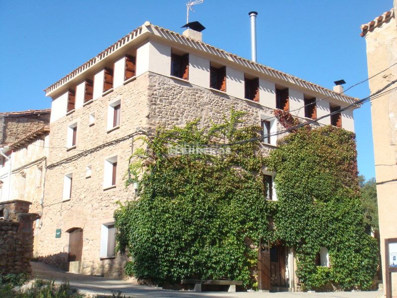 Foto d5d9f612-a646-4a4a-a4f9-bea410115696. Haus mit heizung in Ocón