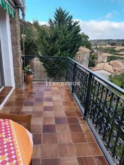 Maison jumelée à Oyón / Oion. Casa adosada en venta en barriobusto, 4 dormitorios.
