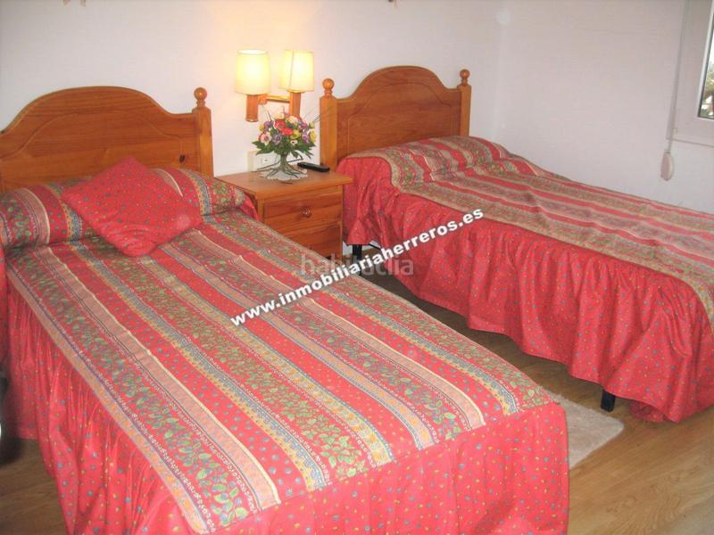 Foto 53df1c27-53de-4414-8934-e9290f09a923. Casa adossada amb calefacció aparcament a Viguera