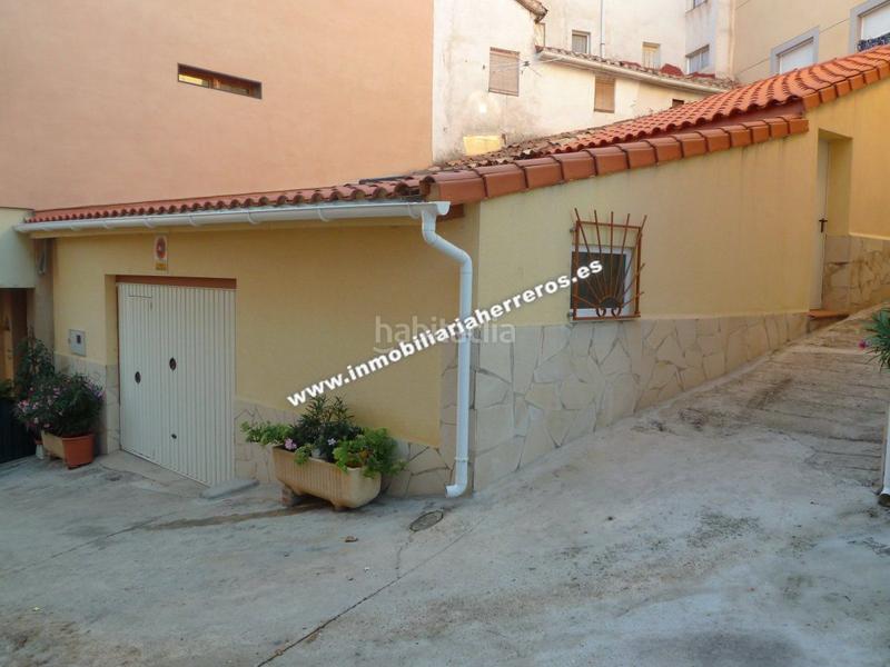 Foto bb972254-83f2-4ec7-853c-78e9ab677960. Casa adossada amb calefacció aparcament a Viguera