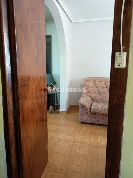 Foto 420c84ff-1a98-438d-ba4b-142a91fdb55f. Casa con riscaldamento in Ocón